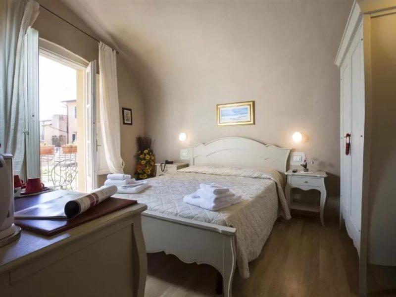Residenza D'Epoca Relais I Miracoli Hotell Pisa Exteriör bild