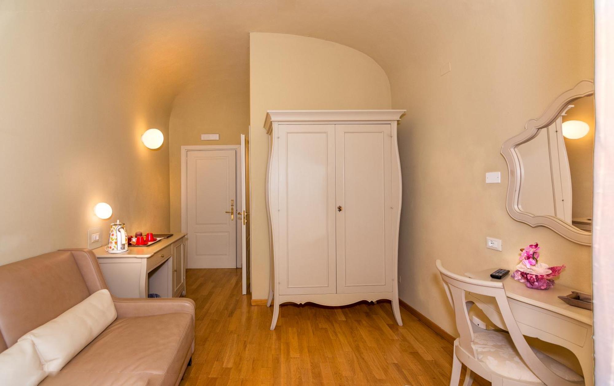 Residenza D'Epoca Relais I Miracoli Hotell Pisa Exteriör bild